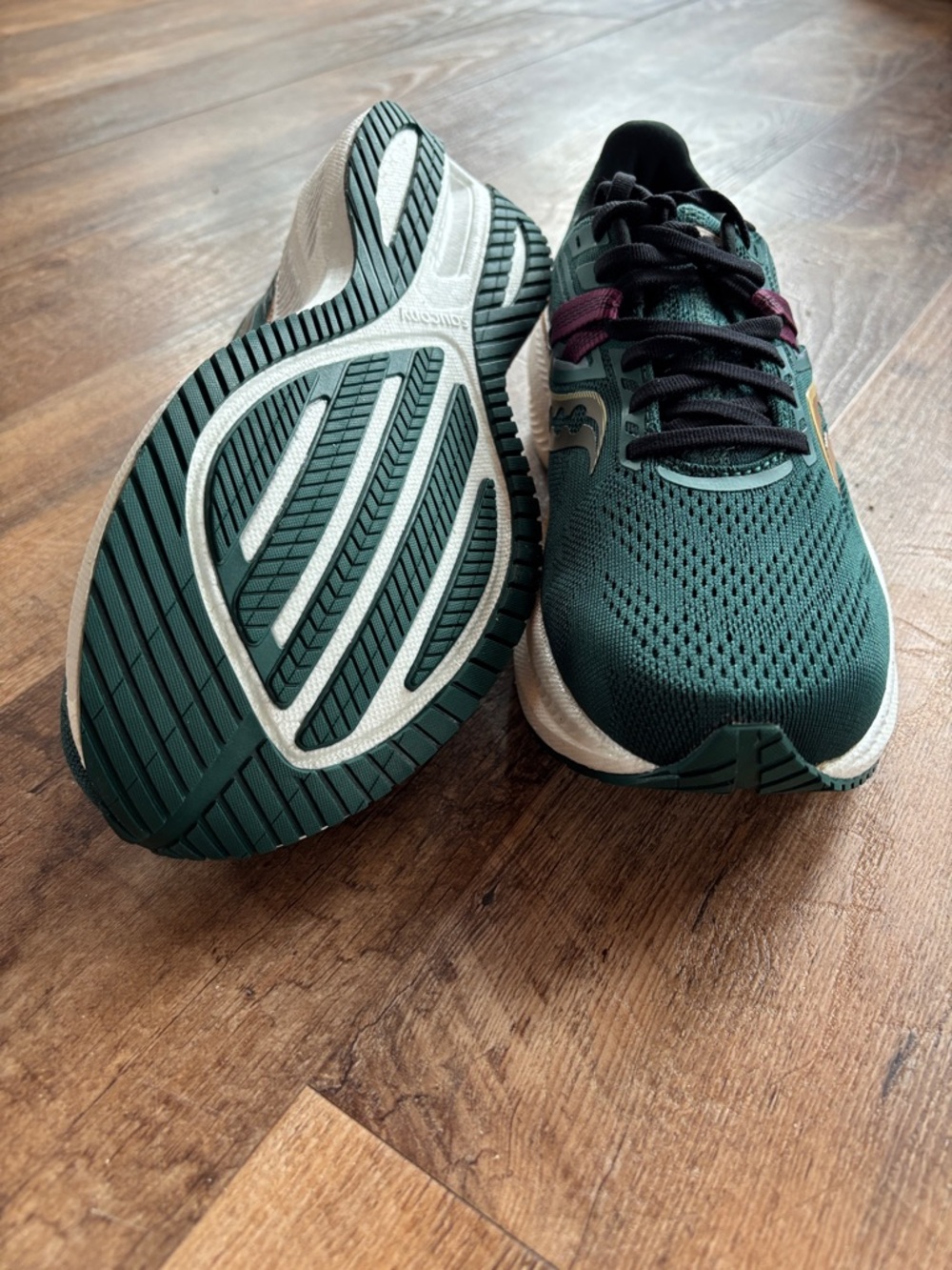 Saucony Triumph Women’s 8.5 - Picture 4 of 5
